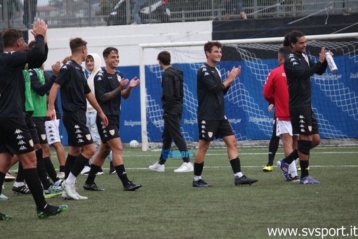 Calcio, Albenga. Pochissimi in Italia a punteggio pieno come gli ingauni,  solo il Victor San Marino fa meglio con una gara disputata in più