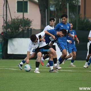 Calcio, Prima Categoria A. Aria di derby tra il Cisano e l'Albingaunia, Altarese e Cengio pronte al confronto con Ventimiglia e Golfo