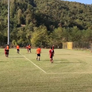 Calcio, Pontelungo. Eurogol di Caputo a Mallare, i granata passano 4-0 (VIDEO)