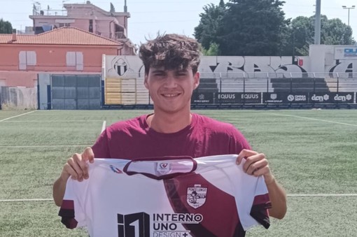 Calciomercato, Il parco under del Pontelungo si amplia con Pietro Fazio Calciomercato, Il parco under del Pontelungo si amplia con Pietro Fazio
