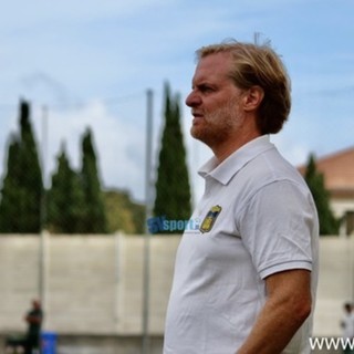 Calcio. La lettera di commiato di mister Repetti. "Il Serra Riccò rimarrà indelebile sulla mia pelle"