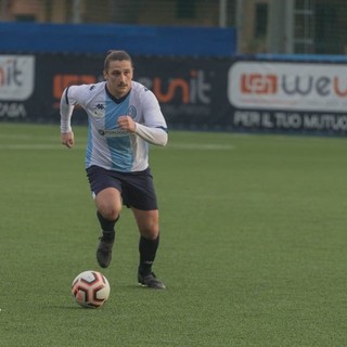 Calciomercato. Annuncio a sorpresa della Baia Alassio Auxilium, ha firmato Praino: "Felice di aver accettato, tante motivazioni mi hanno spinto in giallonero"