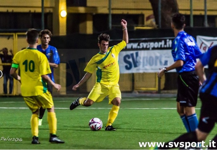 Calcio, Veloce. La maturità del giovane Andrea Guerra: "Non fuggo dalle responsabilità, indossare questa maglia è un onore"