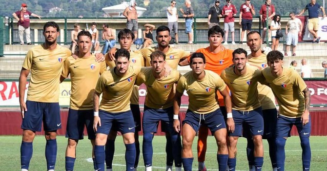 Calcio | Vado. Di Munno lancia i rossoblu verso il primo appuntamento ufficiale: "Abbiamo lavorato bene, possiamo toglierci delle belle soddisfazioni" Calcio | Vado. Di Munno lancia i rossoblu verso il primo appuntamento ufficiale: "Abbiamo lavorato bene, possiamo toglierci delle belle soddisfazioni"