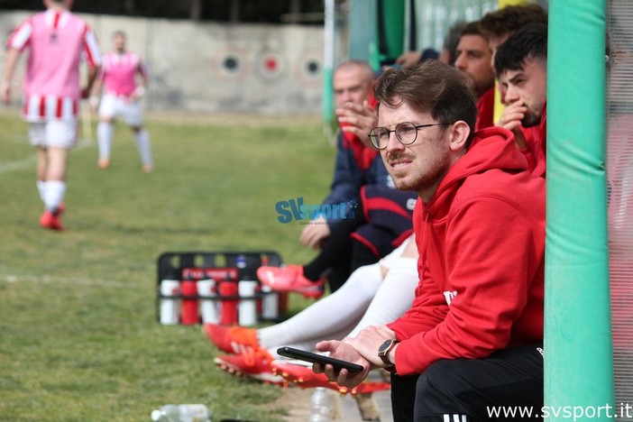 Calcio, Carcarese. Inizia la corsa al titolo regionale. Il ds Gandolfo: "Curiosi di confrontarci con la Sampierdarenese. Castiglia? Ci sentiremo in settimana..."