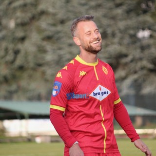 Calcio, Bra. L'infortunio di Cairo costa caro a Quitadamo, confermata la lesione del legamento crociato Calcio, Bra. L'infortunio di Cairo costa caro a Quitadamo, confermata la lesione del legamento crociato