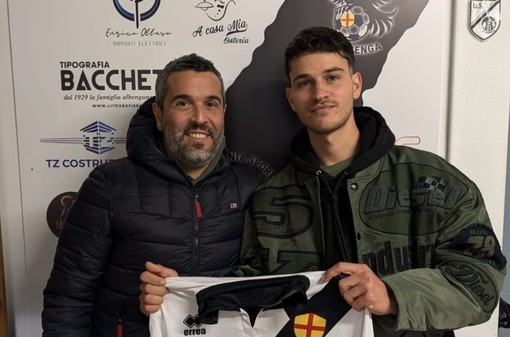 Calciomercato. L'Albingaunia alza il tiro, al centro dell'attacco arriva Lorenzo Cassata