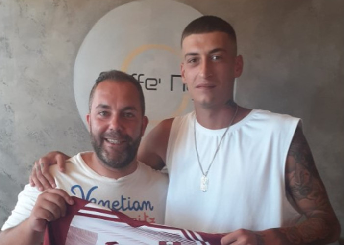 Calciomercato. Il Pontelungo si tiene stretto il suo gioiello, Sfinjari resta granata