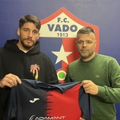 Calciomercato, Vado. C'è Beppe Picone sotto l'albero Calciomercato, Vado. C'è Beppe Picone sotto l'albero