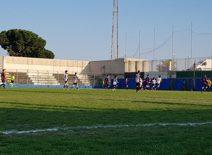 Calcio, Albenga. Inizia la caccia al nuovo allenatore, partita aperta per il prossimo tecnico bianconero