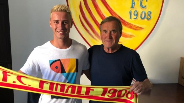 Calciomercato, Finale: qualità e fantasia per i giallorossi, dall'Imperia arriva Stefano Faedo Calciomercato, Finale: qualità e fantasia per i giallorossi, dall'Imperia arriva Stefano Faedo