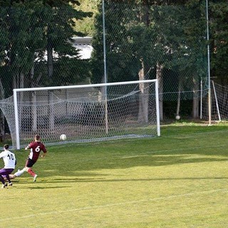 Altomare non fallisce e porta in vantaggio il Valleggia