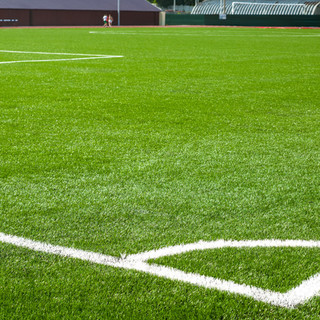 Come scegliere un campo sintetico in erba artificiale per impianti sportivi