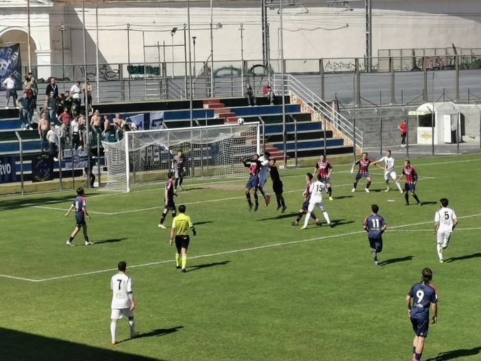 Calcio, Serie D: l'Imperia è a un passo dalla retrocessione, al "Ciccione" passa anche la Caronnese