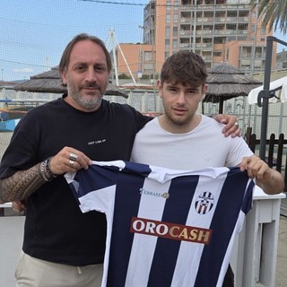 Calciomercato, Savona. Mattia Fois confermato nel parco portieri biancoblu, sarà il vice Moraglio