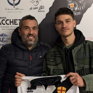 Calciomercato. L'Albingaunia alza il tiro, al centro dell'attacco arriva Lorenzo Cassata