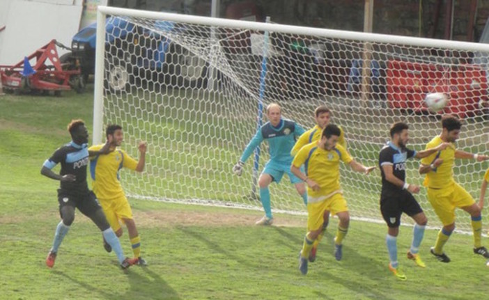 Calcio, Cairese. Oggi l'incontro tra il presidente Pensiero e il sindaco Briano
