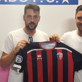 Calciomercato, Vado. L'ultimo colpo è in attacco, tesserato Samuele Chicchiarelli ex Genoa e Viareggio