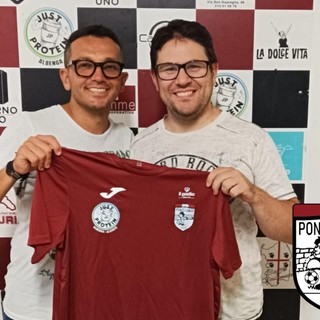 Calcio, Pontelungo. I muscoli dei giocatori granata ancora nelle mani di Ivano Maineri Calcio, Pontelungo. I muscoli dei giocatori granata ancora nelle mani di Ivano Maineri