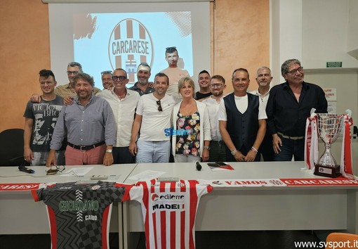 Calcio | Carcarese. Svolta biancorossa, tanti nuovi soci e Dino Vercelli torna presidente: "Così il club avrà un futuro stabile" (VIDEO) Calcio | Carcarese. Svolta biancorossa, tanti nuovi soci e Dino Vercelli torna presidente: "Così il club avrà un futuro stabile" (VIDEO)