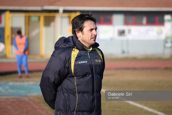 Calcio, Albenga. Mille emozioni per Matteo Solari: "Siamo ambiziosi, per questo motivo ho scelto questo progetto" Calcio, Albenga. Mille emozioni per Matteo Solari: "Siamo ambiziosi, per questo motivo ho scelto questo progetto"
