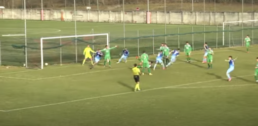 Calcio, Serie D. Gli highlights di Gozzano - Sanremese 0-0: tre gol annullati ai matuziani (VIDEO)