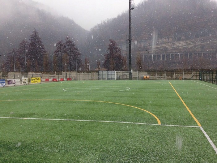 FOTONOTIZIA: inizia a fioccare in Val Bormida, a rischio anche Cengio - Sassello