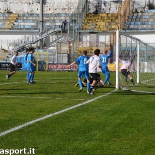 Eccellenza: Rovella ne fa 3, Unione Sanremo corsara a Voltri. Secondo posto un pò più vicino Eccellenza: Rovella ne fa 3, Unione Sanremo corsara a Voltri. Secondo posto un pò più vicino