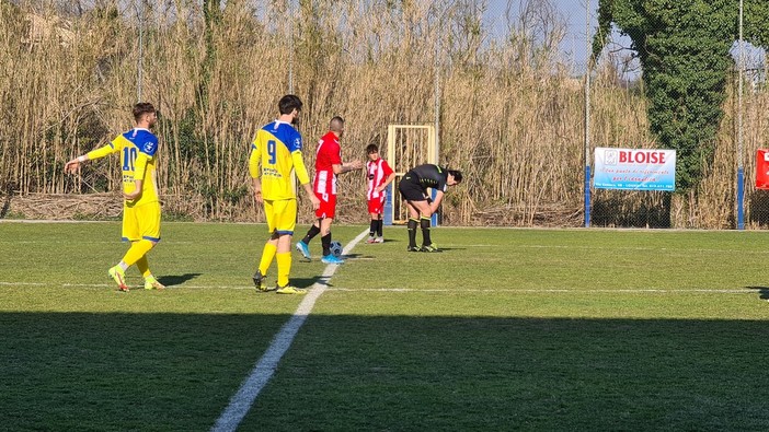 Calcio. Soccer Borghetto e Ceriale fanno e disfano, 4-4 pazzo all'Oliva