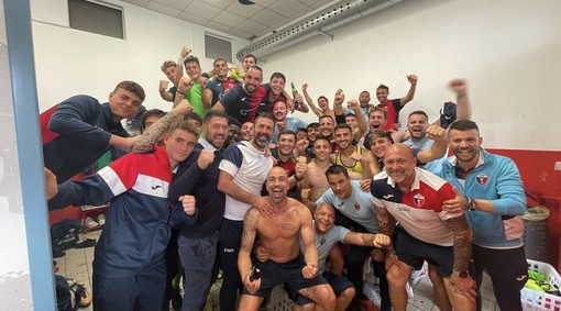 Calcio. Serie D, è ancora finale playoff per il Vado! Valagussa in gol, il Varese si arrende 1-0 Calcio. Serie D, è ancora finale playoff per il Vado! Valagussa in gol, il Varese si arrende 1-0
