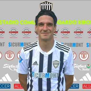 Calciomercato. Leonardo Di Salvatore torna in Liguria, l'ex Vado e Albenga giocherà nella Lavagnese Calciomercato. Leonardo Di Salvatore torna in Liguria, l'ex Vado e Albenga giocherà nella Lavagnese