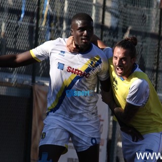 Calcio, Serie D. La Cairese ingolfa il Vado, ai gialloblu l'anticipo con i gol di Onkony e Gueye Calcio, Serie D. La Cairese ingolfa il Vado, ai gialloblu l'anticipo con i gol di Onkony e Gueye