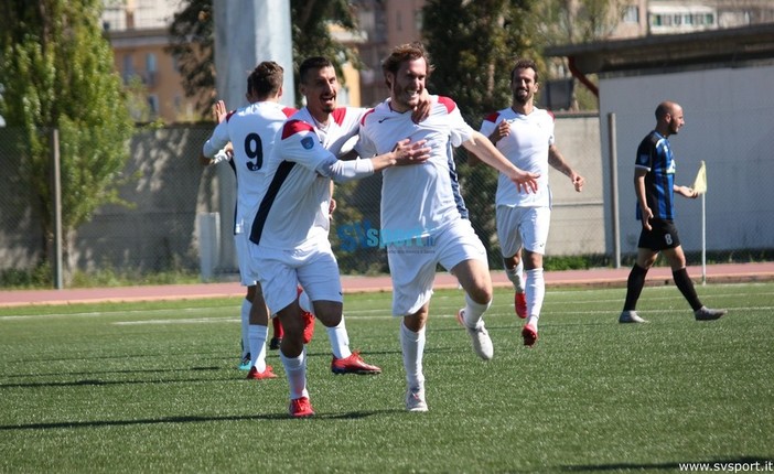 Cenci entra in diffida Cenci entra in diffida