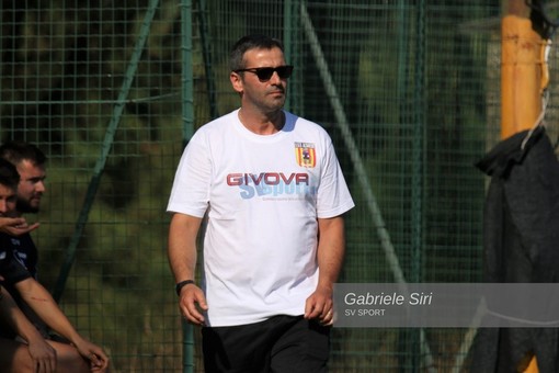 Calcio, Altarese. L'auspicio di mister Molinaro: "Prima ti salvo, poi ci salutiamo"