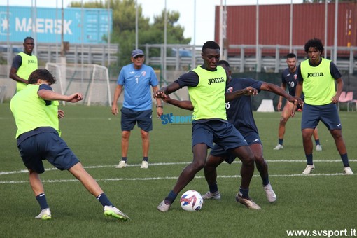 Calcio. Il Vado passa 2-1 con la Primavera dell'Entella, a segno Arras e Raffini
