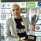 Calcio, Albenga. Buttu si gode il trofeo: &quot;Abbiamo ancora una settimana per festeggiare. Il futuro? Presto per parlarne&quot; (VIDEO)
