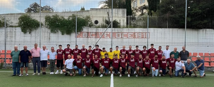 Calcio, Veloce. Primo giorno di scuola in Via Tissoni, il presidente Sanguineti: "Umiltà da neopromossa, ma pronti a battagliare con tutti" (VIDEO) Calcio, Veloce. Primo giorno di scuola in Via Tissoni, il presidente Sanguineti: "Umiltà da neopromossa, ma pronti a battagliare con tutti" (VIDEO)