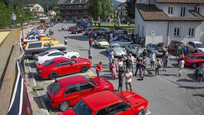 "Motori in Festa", un successo a Calizzano: 218 auto in mostra "Motori in Festa", un successo a Calizzano: 218 auto in mostra