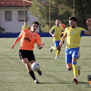 Calcio. Lobascio gol e il Serra Riccò supera di misura l'Ospedaletti. Espinal: "Ci è mancata solo l'esperienza per trovare il gol"