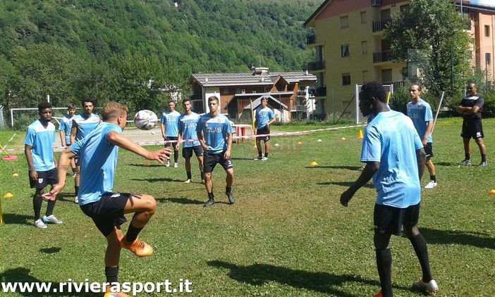 Calcio. Weekend ricco di amichevoli: di scena Argentina, Sanremese, Finale, Albenga e Pietra Ligure Calcio. Weekend ricco di amichevoli: di scena Argentina, Sanremese, Finale, Albenga e Pietra Ligure