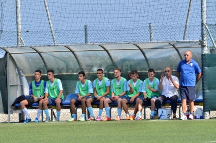 Calcio, Albissola. Monteforte può tornare a sorridere: "Non sono state settimane facili, ora completiamo l'opera con l'Albenga" Calcio, Albissola. Monteforte può tornare a sorridere: "Non sono state settimane facili, ora completiamo l'opera con l'Albenga"