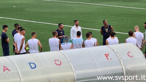 Calcio, Vado. Solari vuole coraggio dai rossoblu: "Con il Campomorone siamo partiti troppo timidi nel recupero palla, poi è cambiata l'inerzia della partita"