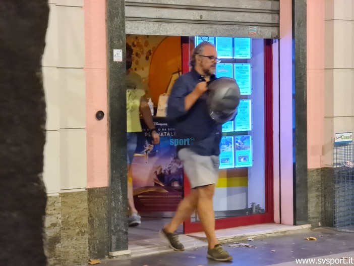 Leonardo Mordeglia all'uscita dell'assemblea dei soci