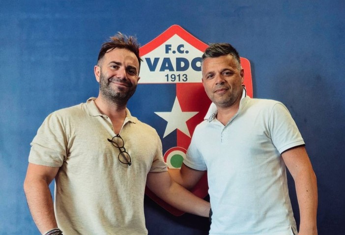 Calcio, Vado. Nicolò Mai in plancia di comando, i rossoblu presentano il nuovo team manager