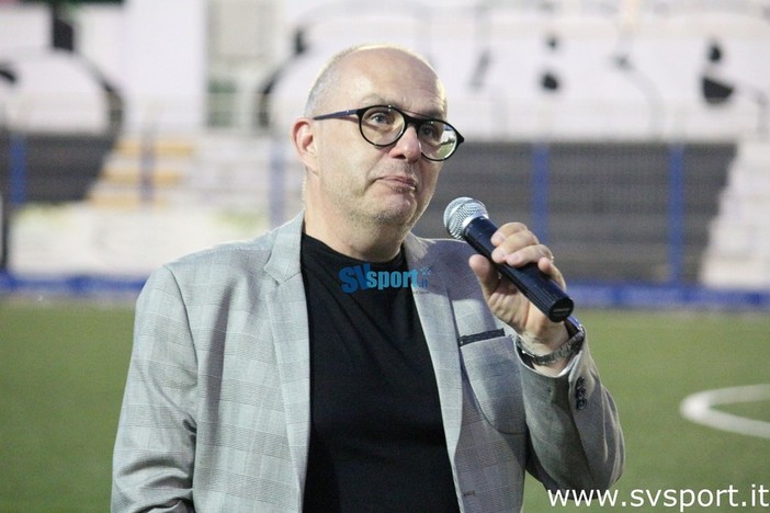 Calcio, Albenga. Il vicepresidente Barchi vede rosa dopo il 3-3 di Imperia: "Giocato un gran calcio, abbiamo 25 titolari" Calcio, Albenga. Il vicepresidente Barchi vede rosa dopo il 3-3 di Imperia: "Giocato un gran calcio, abbiamo 25 titolari"