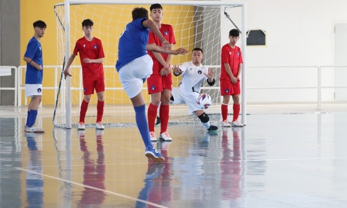 Calcio a 5, Torneo delle Regioni. I risultati e le classifiche Under 15 dopo la prima giornata. Alla Liguria non basta un super Ivan Andrea Calcio a 5, Torneo delle Regioni. I risultati e le classifiche Under 15 dopo la prima giornata. Alla Liguria non basta un super Ivan Andrea