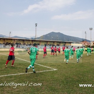 Calciomercato. Edo Siracusa spiega i motivi della permanenza di Schab alla Loanesi: "E' legatissimo all'ambiente, ha rifiutato offerte anche importanti" Calciomercato. Edo Siracusa spiega i motivi della permanenza di Schab alla Loanesi: "E' legatissimo all'ambiente, ha rifiutato offerte anche importanti"