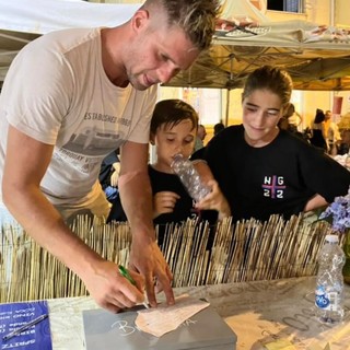Calcio. I piccoli tifosi della Rocchettese confermano Rollero, una firma speciale per l'attaccante valbormidese