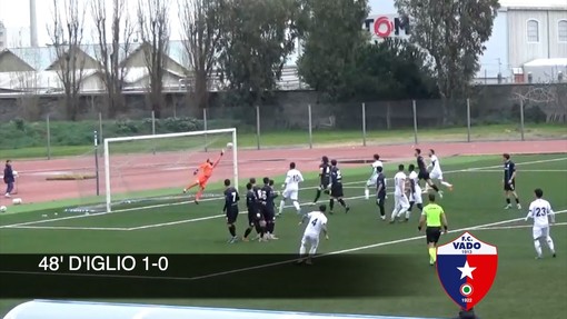 Calcio, Vado. L'arcobaleno di D'Iglio regala i tre punti ai rososblu, rivediamo la punizione contro lo Stresa (VIDEO)