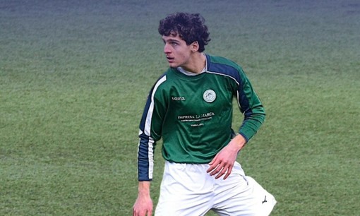 Calcio, Legino. Un nuovo debutto per i verdeblu di Tobia, battesimo da titolare per Alessandro Alpicorvi Calcio, Legino. Un nuovo debutto per i verdeblu di Tobia, battesimo da titolare per Alessandro Alpicorvi